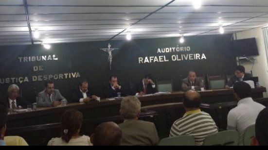 Imagem Paz e amor: Enquanto STJD pune exemplarmente, TJD-BA prescreve processos