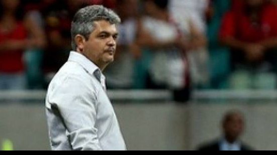 Imagem &quot;Nossa força é o Barradão&quot;, destaca Ney após derrota fora de casa