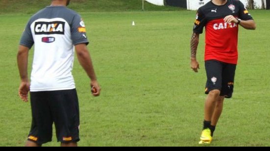 Imagem Médico explica saída de Escudero no jogo contra o Atlético-MG