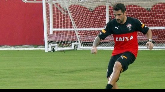 Imagem Escudero &#039;esquece&#039; desfalques do Botafogo e projeta um Vitória valente