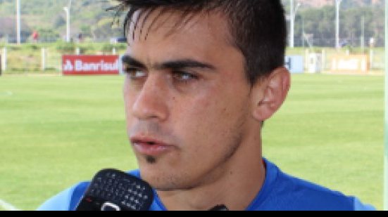 Imagem Emanuel Biancucchi pede para grupo esquecer derrota e focar em time peruano