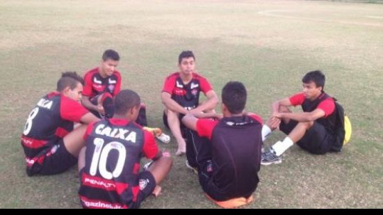 Imagem Pai de atleta agredido desmente diretor do Vitória e procura a Polícia