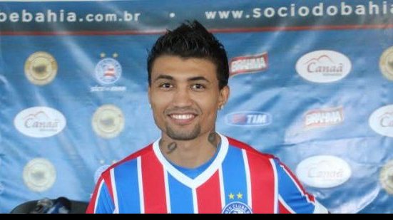 Imagem Kieza será reavaliado nesta segunda e é dúvida para jogo com o Atlético-MG