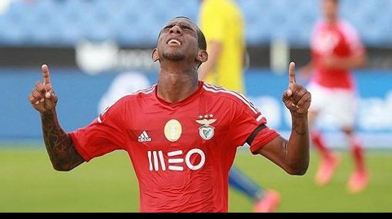 Imagem Talisca garante não saber de convocação para a Seleção Brasileira principal