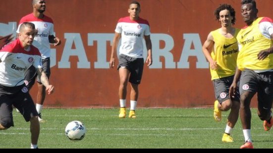 Imagem   Meia e a zagueiro devem retornar ao Inter contra o Bahia