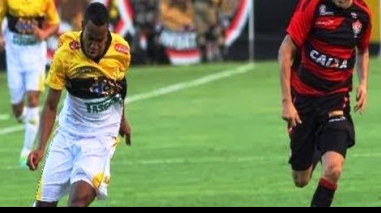Imagem Diante do lanterna, Vitória tenta quebrar sequência negativa em casa