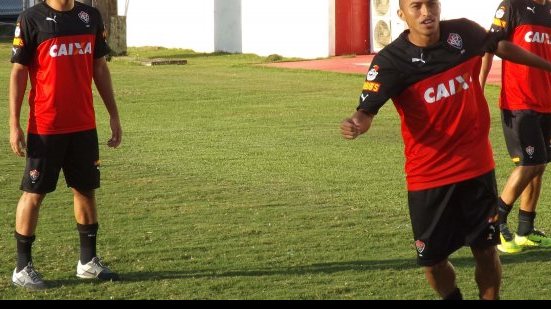 Imagem Com atividades físicas, Vitória se reapresenta no Barradão