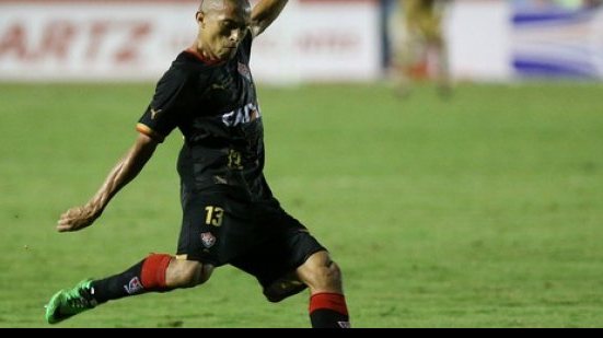 Imagem Nino quer triunfo do Vitória sobre o Grêmio: “três pontos seriam fundamentais”