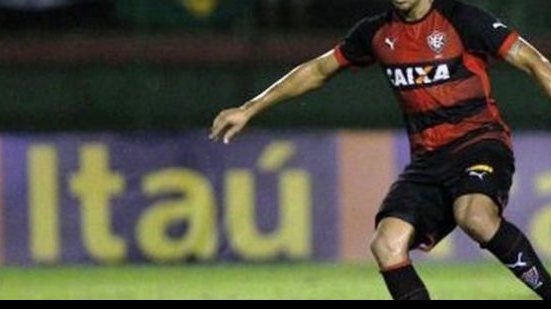 Imagem Emprestado pelo Vitória, Josa é dispensado do Boa Esporte