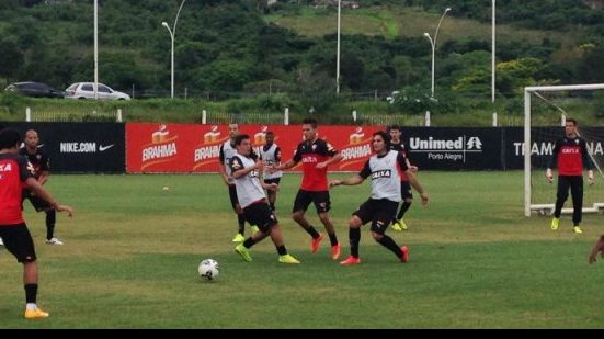 Imagem No CT do Inter, Vitória encerra preparação para duelo com o Grêmio