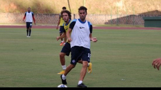 Imagem Em Pituaçu, Bahia faz treino técnico com bola