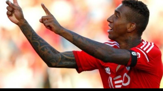 Imagem Autor de gol da vitória na Champions League, Talisca garante foco no Benfica