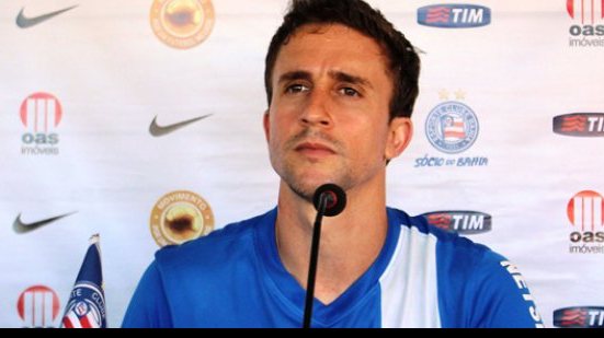 Imagem  Rafael Miranda pede time organizado durante todo o jogo