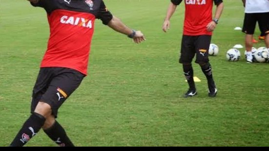 Imagem Vitória realiza coletivo no Barradão com presenças de Escudero e Marcinho