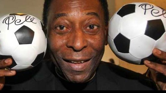 Imagem  Pelé está internado em São Paulo