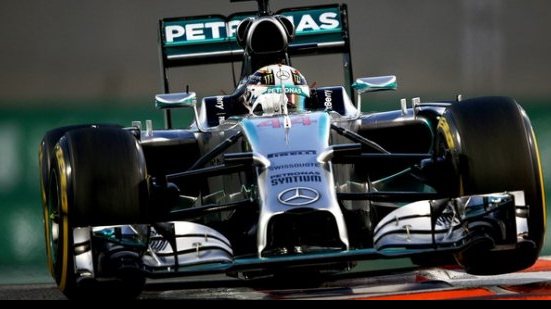 Imagem Hamilton vence GP de Abu Dhabi e é campeão Mundial; Massa chega em 2º