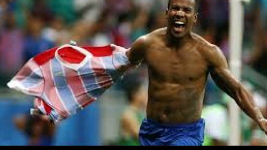 Imagem   Expulso, Guilherme Santos desfalca o Bahia contra o Grêmio