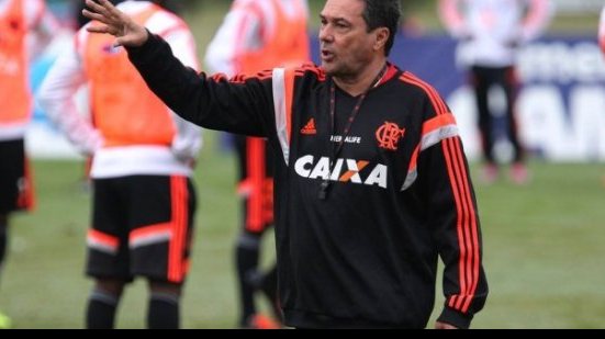 Imagem Luxemburgo não descarta antecipar férias a elenco antes de jogo contra o Vitória