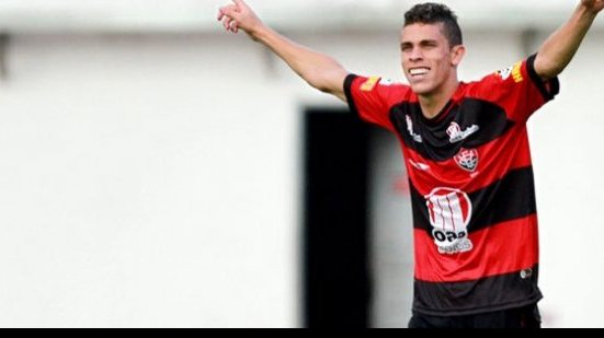 Imagem Da Espanha, zagueiro acredita na permanência do Vitória na Série A: não cai