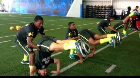 Imagem Jovem revelação do Vitória segue com seleção sub-17 do Brasil