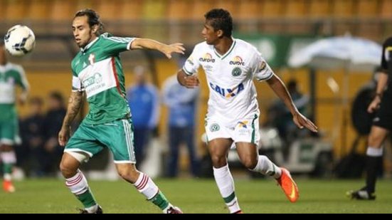 Imagem Vidente coloca Palmeiras ou Chapecoense na Série B e salva time baiano