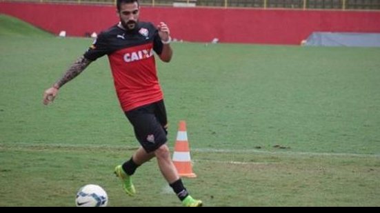 Imagem Com dores na coxa, Escudero não treina; Wilson faz atividade à parte