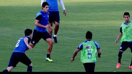Imagem Charles comanda coletivo e faz mudanças no Bahia
