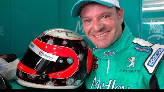 Imagem Após jejum de 23 anos, Rubens Barrichello é campeão da Stock Car 2014
