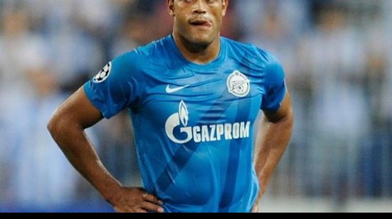 Imagem Ex-Vitória acusa árbitro de racismo na Rússia