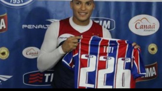 Imagem Titi é homenageado e vai atingir a marca de 226 jogos pelo Bahia
