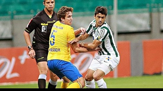 Imagem Á espera de um milagre, Bahia encara o Coritiba