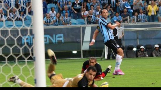 Imagem Vitória só não perdeu mais que o Botafogo na Série A