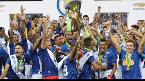 Imagem Cruzeiro lidera ranking da CBF; Dupla BAVI deve perder posições após queda