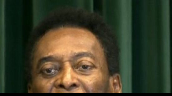 Imagem Pelé recebe alta e brinca: "estou me preparando para a Olimpíada"