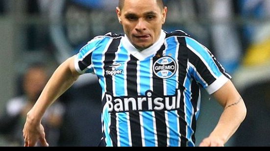 Imagem  Grêmio negocia Pará com Flamengo e quita divida de 14 anos
