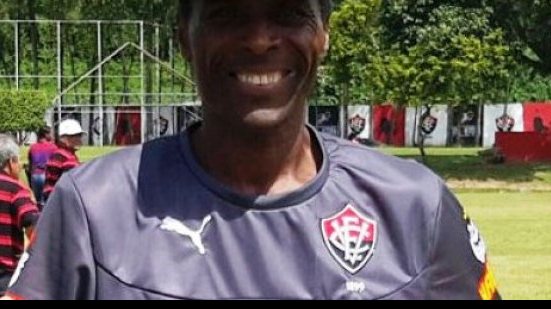 Imagem Futebol feminino: treinador do Vitória reconhece dificuldade de vencer final