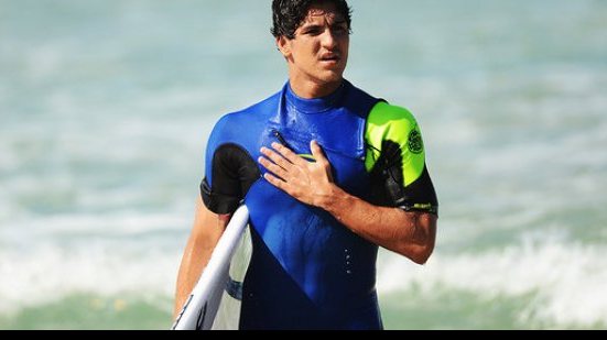 Imagem Decisão do Mundial de Surfe é adiada novamente