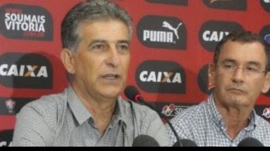 Imagem Drubscky discursa sobre contratações e lamenta saída de gestor