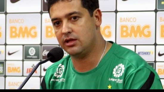 Imagem Ex-treinador do Bahia renova contrato com o Coritiba
