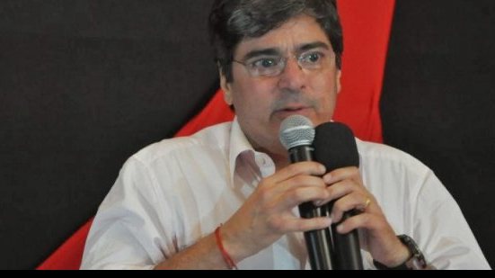 Imagem Processo de intervenção é extinto no Vitória, mas oposição pede saída de Falcão
