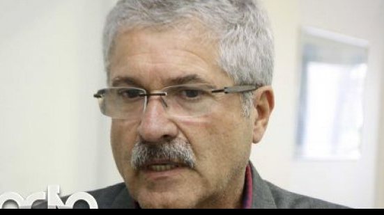 Imagem Em reunião do conselho do Vitória, José Rocha se diz a favor de eleições diretas