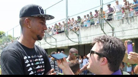 Imagem &quot;Me senti um pouco culpado&quot;, diz Talisca sobre rebaixamento do Bahia