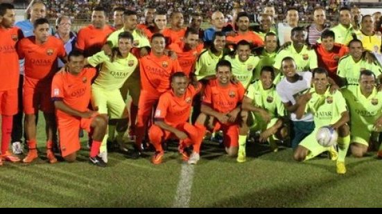 Imagem Com Daniel Alves e jogadores, jogo beneficente lota estádio de Juazeiro