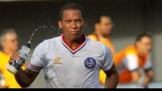 Imagem Diretor confirma contato e interesse de Jael em voltar ao Bahia