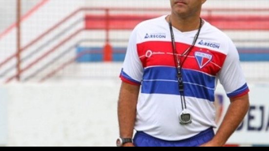 Imagem Ex-treinador da dupla BaVi deixa o Fortaleza após fracasso na Série C