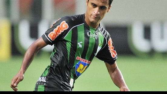 Imagem Bahia negocia com vice-artilheiro do América-MG para 2015
