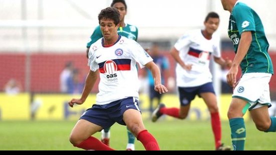 Imagem Palmeiras e Santos disputam contratação de atacante que atuou na dupla BaVi