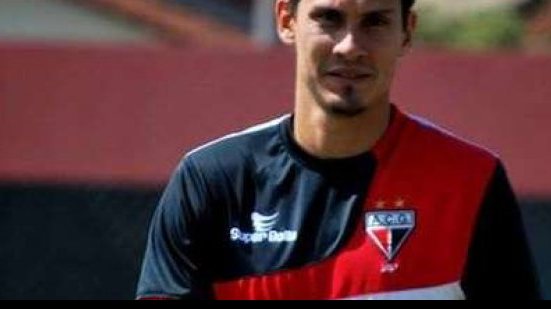 Imagem Bahia aguarda exames médicos para confirmar Adriano Alves como seu novo zagueiro