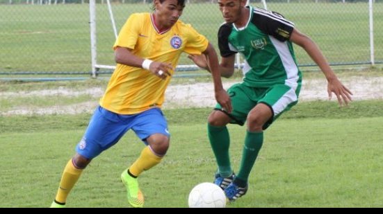 Imagem  Lourival renova com o Bahia e será integrado à elenco profissional