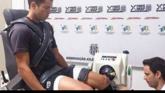 Imagem Marcelo Lomba realiza exames médicos na Ponte Preta